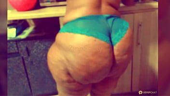 Play Omg! cooking with @zionsexxy super thick chunky ass booty