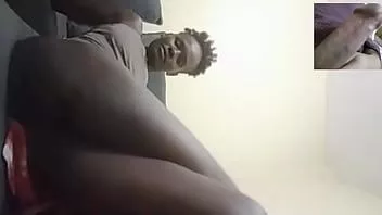 play Les mamans et les milfs ébènes ont soif de sperme blanc et se masturbent pour cela 5
