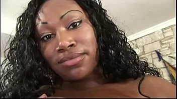 Afspelen Mooie ebony bbw met enorme tieten gecreampied door bbc