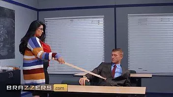 Riproduci Sexy formosa milf latina sa come cavalcare un cazzo duro - brazzers
