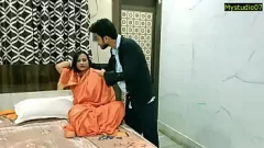 চালান সৎ শাশুড়ির নিষিদ্ধ দেশি আনন্দ: বাঁড়ার সাথে অন্তর্জাতিক পায়ু এবং গুদ চোদা